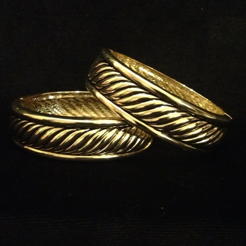 Coil Bangle - Picture 2 of 4